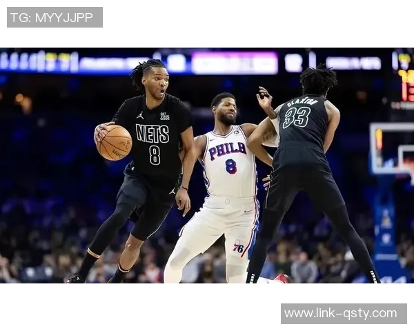 克拉克斯顿全能表现闪耀赛场17分9板7助4帽助球队取得胜利